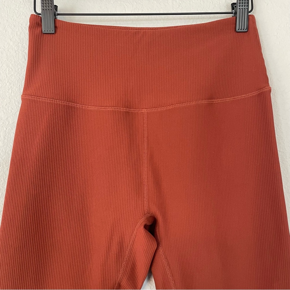 VARLEY LETS MOVE RIBBED HIGH RISE LEGGINGS 25 - In Smoked Paprika - Size Medium - Picture 8 of 9